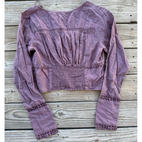 FREE PEOPLE Cropped Eyelet Joi Blouse in Roan Rouge Long Sleeve Button Frnt Sz L - Picture 8 of 9